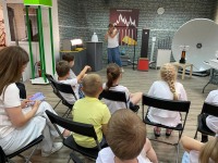 Как услышать то, что не слышно? Дети нашли ответ в музее науки»