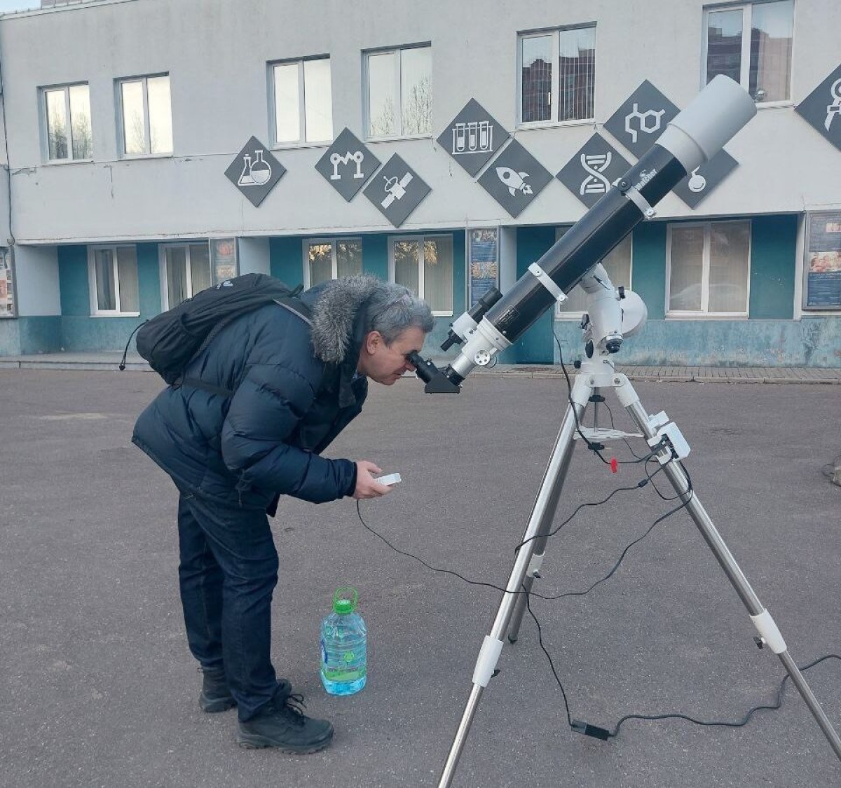 9 марта наблюдали в телескоп Дома учёных