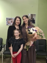 Материнство крупным планом: как Екатерина Стрельникова покорила Дом ученых