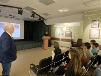 Александр Анатольевич Разгулов в Доме ученых: от лабораторных алмазов до запредельного давления