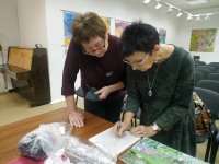 3 декабря прошёл мастер-класс Натальи Коптилкиной по росписи батика.