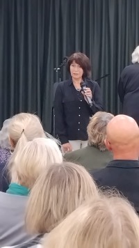 Живопись как многоточие: в Троицке открылась выставка памяти А.К. Назарова.