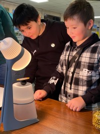 Прикоснуться к чуду: как Дом учёных удивлял троичан