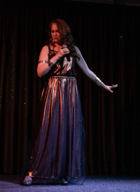 Творческий путь длиною в жизнь: юбилей Натальи Каштановой на сцене Дома ученых