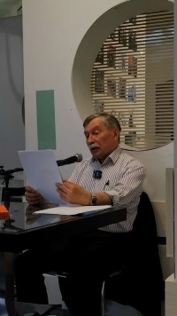 Космос внутри и снаружи. О чём говорили в Кафе-лаборатории 4 апреля