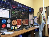 Немагнитная шхуна, стол первого директора и Солнце на мониторах: экскурсия в институт, вокруг которого вырос Троицк