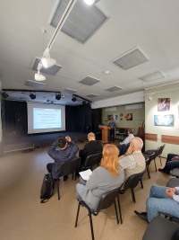 Российские и китайские ученые обсудили поведение низкотемпературной плазмы на совместном семинаре в Троицке.