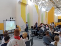 Всемирная неделя космоса в Троицке: гимназисты прошли проверку на прочность знаниями об истории космонавтики.