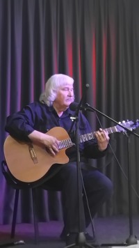 «Здравствуй, светом умытая Русь»: юбилейная выставка Бориса Полянского и его учеников открылась в Троицком Доме учёных