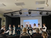 Музыка или пение? В Троицком Доме ученых нашли ответ в древних распевах