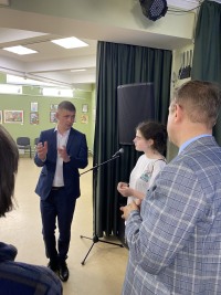 День света и квантов в Троицком доме учёных.