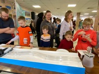 Прикоснуться к чуду: как Дом учёных удивлял троичан