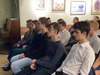 ЭУФ-литография без границ: молодой учёный ИСАН провёл встречу со старшеклассниками