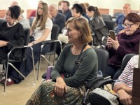 Акварель, романс и живое общение: вернисаж Людмилы Мардановой в Доме ученых
