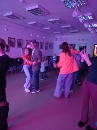 11 марта гости Дома учёных танцевали под хиты прошлых лет в исполнении студии JAM