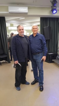 Краски, рожденные тишиной: в Доме учёных открылась выставка «От осени до осени»